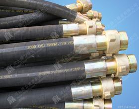 輸油 能源動脈的運轉與挑戰